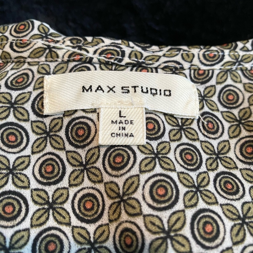 Max Studio Ruffle Blouse SZ L - Picture 3 of 8
